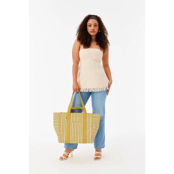 NWT Beis Canvas Vacation Tote Beach Bag in Honey Stripe - Picture 6 of 7